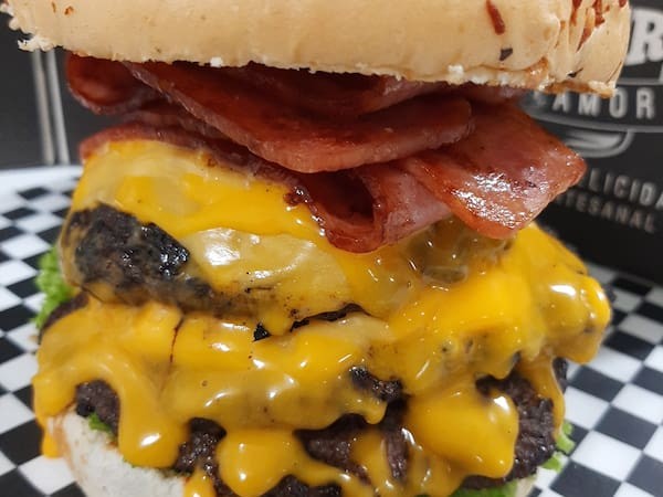 BURGER MAX TRIPLE